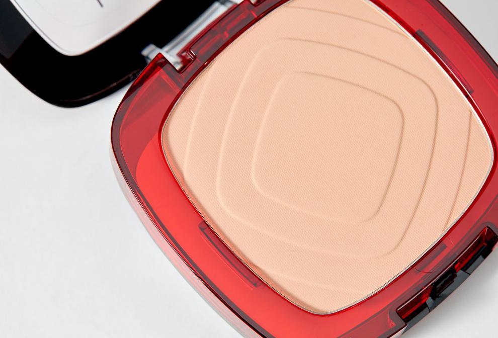 俄罗斯欧莱雅24h小时infallible粉饼定妆持妆遮瑕哑光控油磨皮9g120号