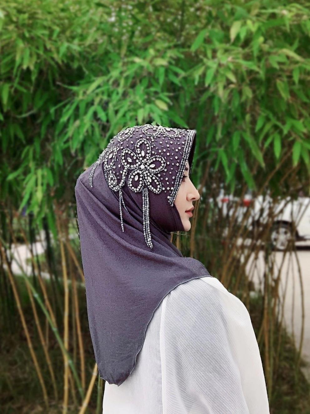 阖萱回族女人的套头纱巾套头纱巾包下巴回族头套四季串珠三朵花黑色