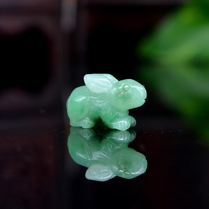 小小钰 天然a货翡翠兔子吊坠a货缅甸玉兔挂坠翠绿精致立体生肖小兔子