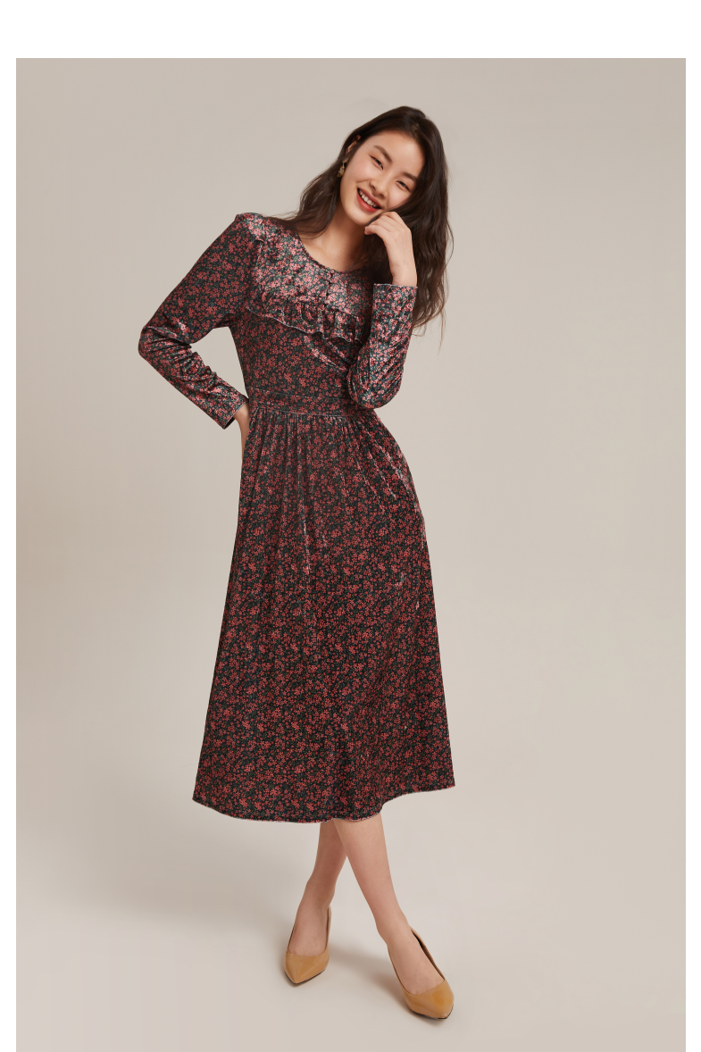 限时抢购gloria歌莉娅2021年冬季新品丝绒印花连衣裙11dr4k28027d黑底