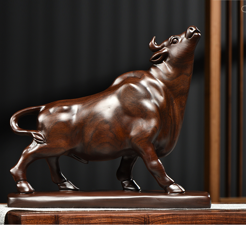 凯都木雕摆件牛实木质雕刻动物生肖家居客厅装饰办公开业木雕工艺礼品