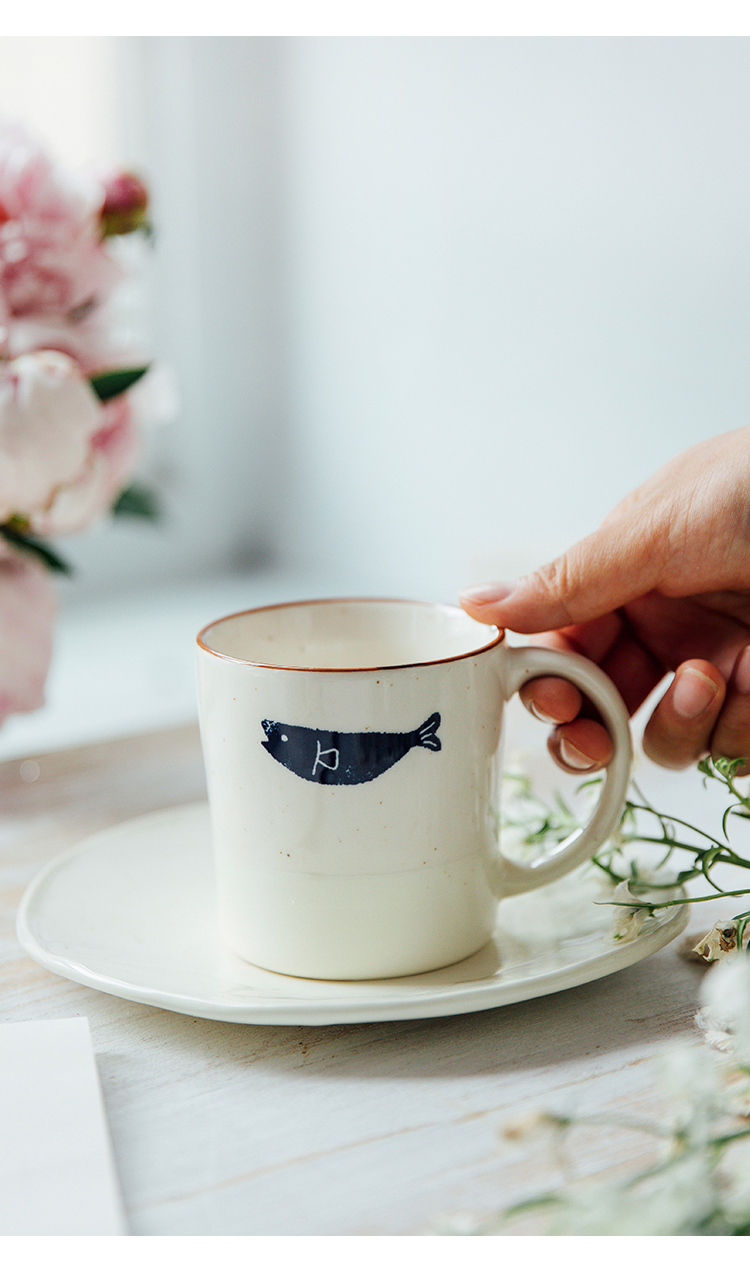 日本进口粗陶瓷手绘柚子蓝鱼马克杯咖啡杯水杯牛奶杯创意圆餐盘甜点