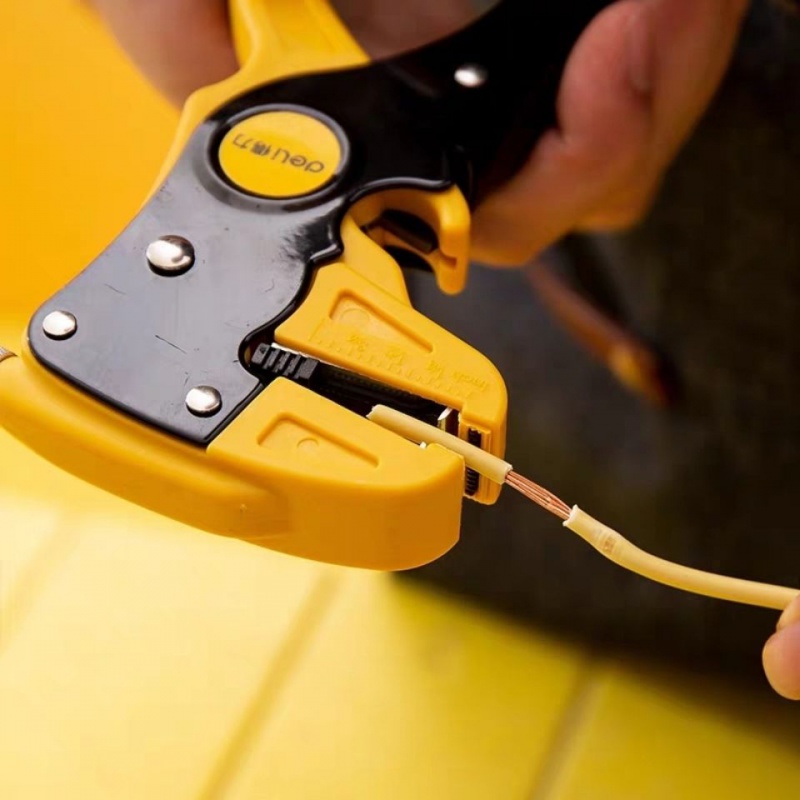 鸭嘴剥线钳鹰嘴多功能电工拔线钳子剥线皮神器级剥皮扒线得力鸭嘴剥线