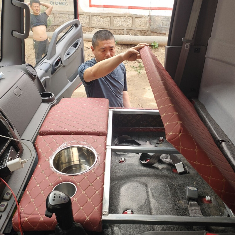 适用于2米轻卡单排货车改装卧铺适配豪沃福田江淮致道时代唐骏东风