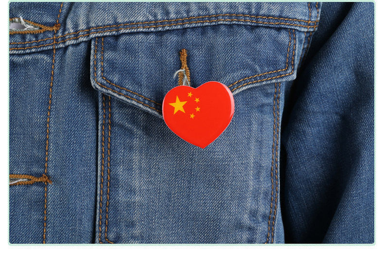 zhangu 中国风五星红旗胸针创意爱国别针水晶饰品国庆节旅游胸章批