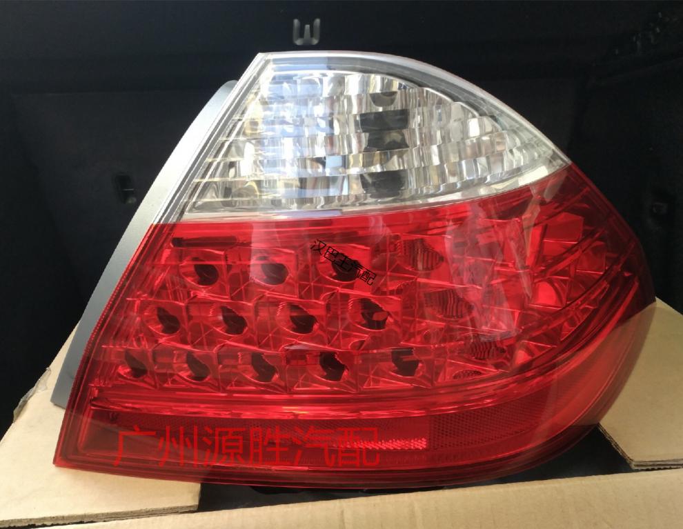 适配七代半雅阁0607年款后尾灯302420高位刹车灯雅阁尾灯高位刹车灯