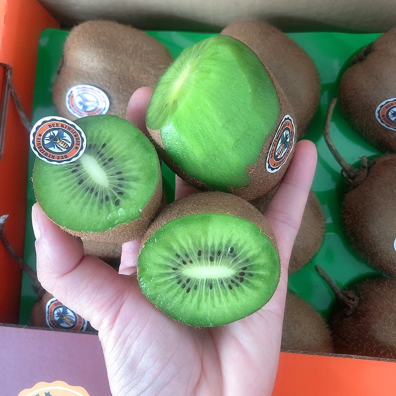 小蜜蜂猕猴桃奇异果超甜礼盒装绿心长柄软心徐香新鲜水果4斤整箱装
