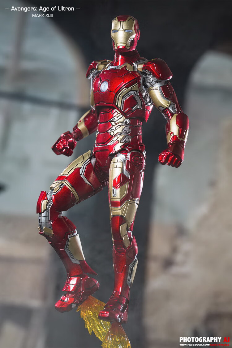 钢铁侠模型1/12超合金属cs mk43 mk42 mk7可动发光兵人模型 comicave
