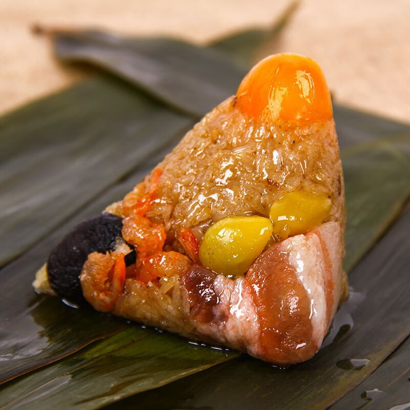 荣嵘双拼蛋黄咸甜粽子端午节肉粽糯米潮汕特产小吃粽球咸粽精装2包共4