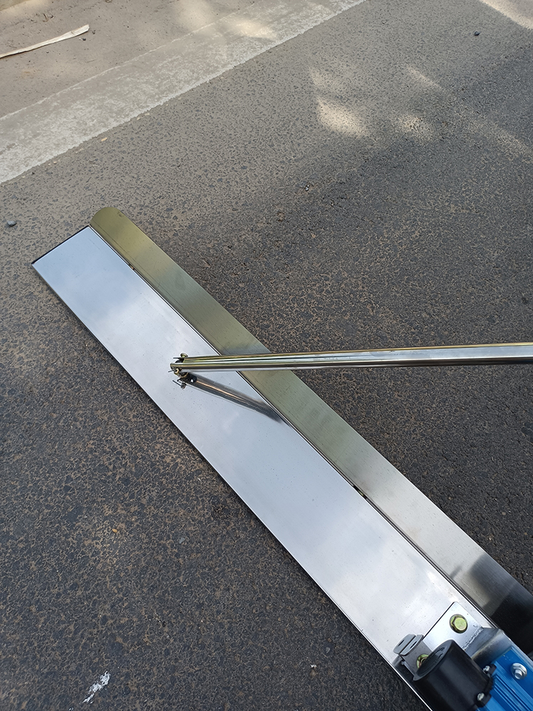 锂电刮平尺电动振平尺混凝土刮平尺室内地坪找平尺楼面整平抹平机24瓦