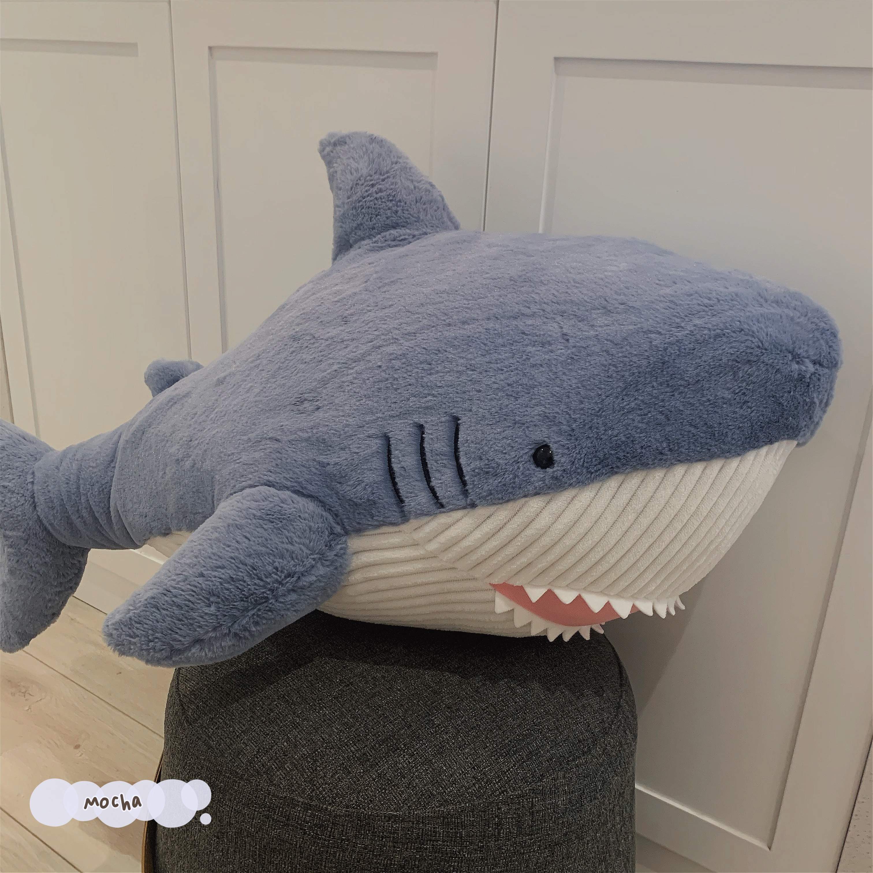 网红可爱鲨鱼睡觉抱枕毛绒玩具靠垫沙发床上抱着玩偶布娃娃礼物女眠眠