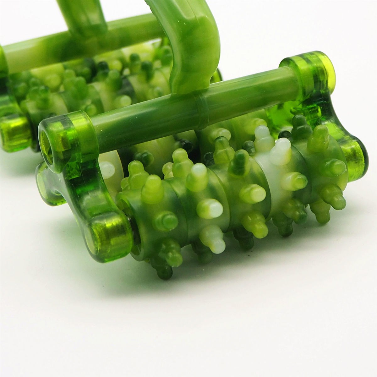 手动按摩器四轮按摩棒全身腰背部穴位滚轮月球车脚部腿部经络推轮粉色