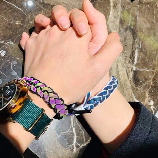 情侣款韩版男女学生编织绳手环全息反光爱心白色一条精美礼盒装不刻字