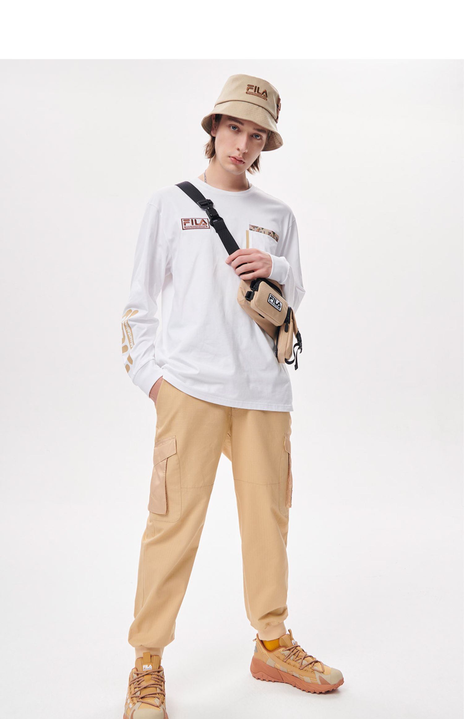 品牌: fila 商品名稱:fila fusion x wm斐樂潮牌白山聯名2021秋新款男