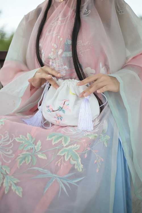 新年装汉服包包女古风配汉服的配饰包荷包古代古装汉元素绣花刺绣斜