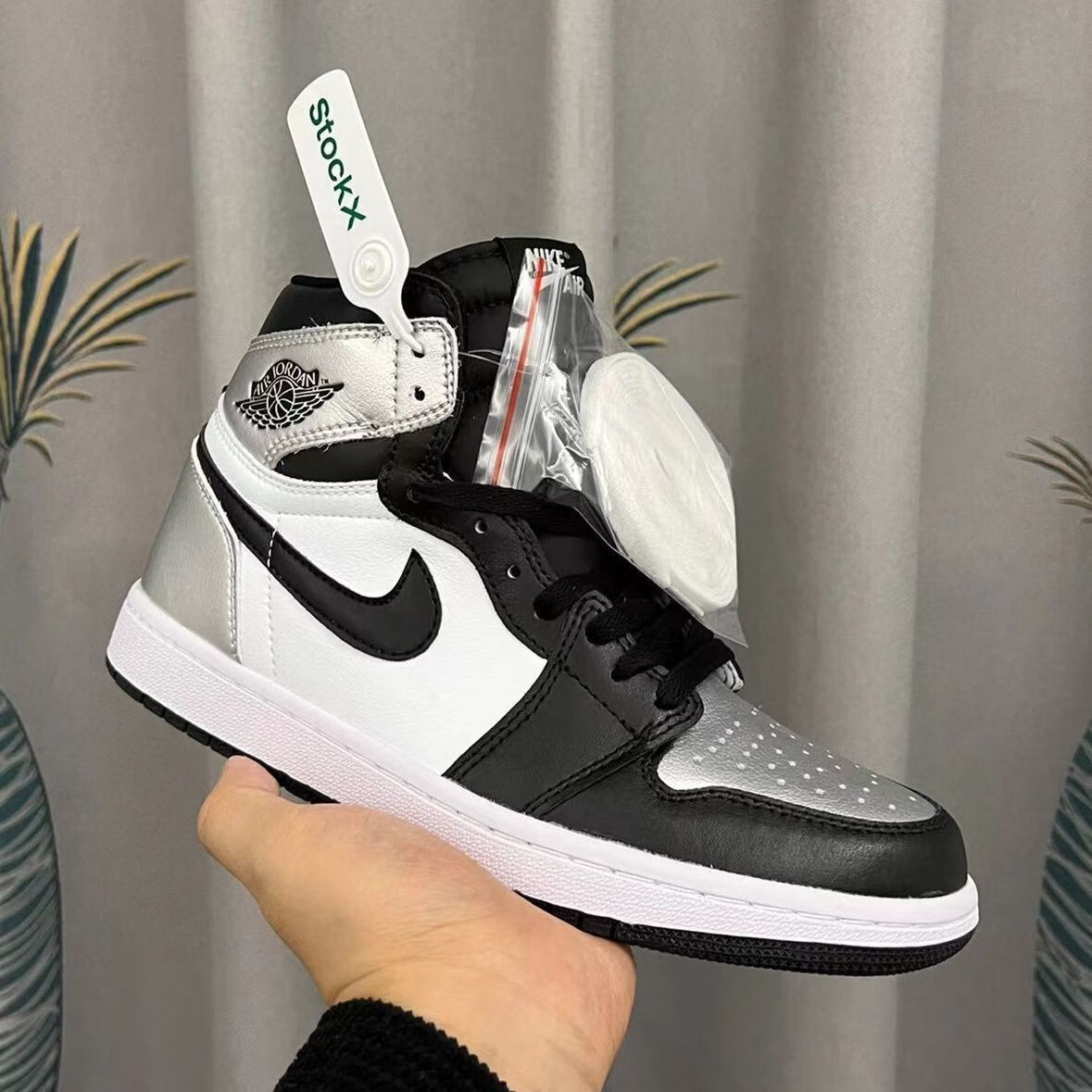 牛皮头层新aj黑曜石黑摩卡高帮篮球鞋烟灰女鞋气垫鞋板鞋aj高帮黑客真