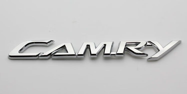 适用于广汽凯美瑞车标前中网标后尾备箱字标志camry英文车标排量