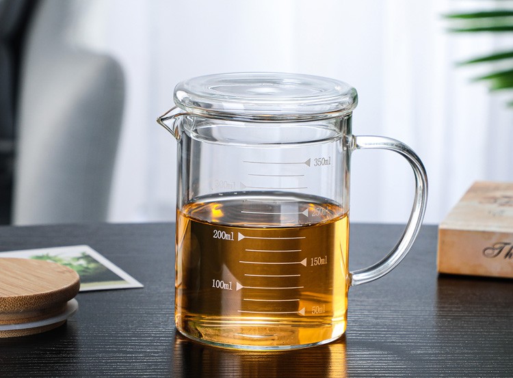1000毫升耐热加厚玻璃计量杯牛奶杯带把手带盖带嘴量杯水杯加颂玻璃杯