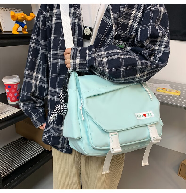 李宁原创小清新斜挎包女简约可爱日系少女森系百搭单肩包大学生休闲