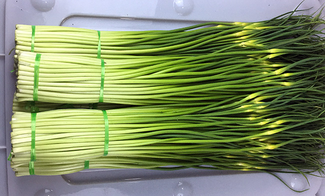 新鲜紫皮大蒜大蒜头腊八蒜糖醋云南蔬菜新湿蒜食用蒜苔蒜薹毫蒜苗8斤