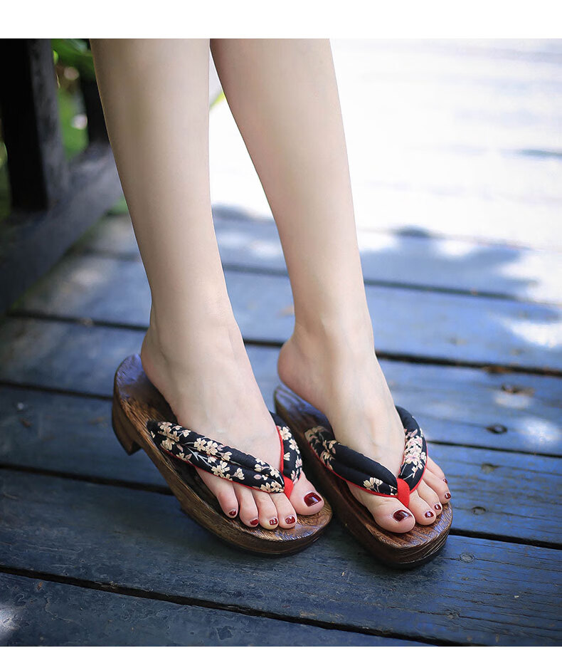 日式木屐拖鞋晚晚木屐女日式凉拖cos日本人字拖厚底木拖鞋夏高跟和风