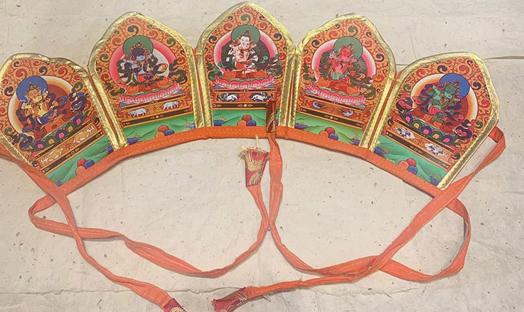 佛教密宗尼泊尔工艺五佛冠绣片五冠帽布艺法师灌顶帽僧帽居家摆件红色