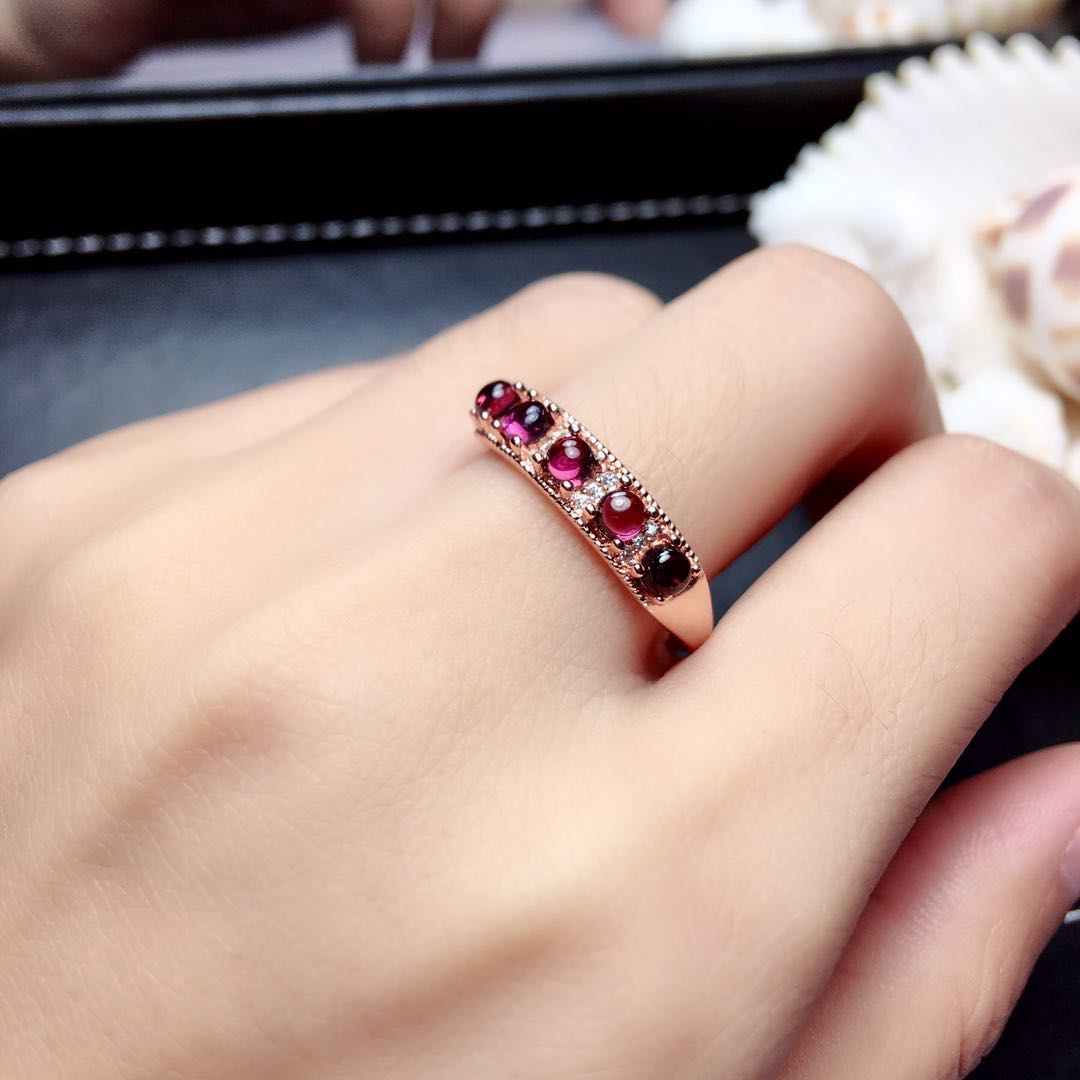 玉随乐天然素面镁铝石榴石戒指女排戒晶体干净颜色好925银镀18k金