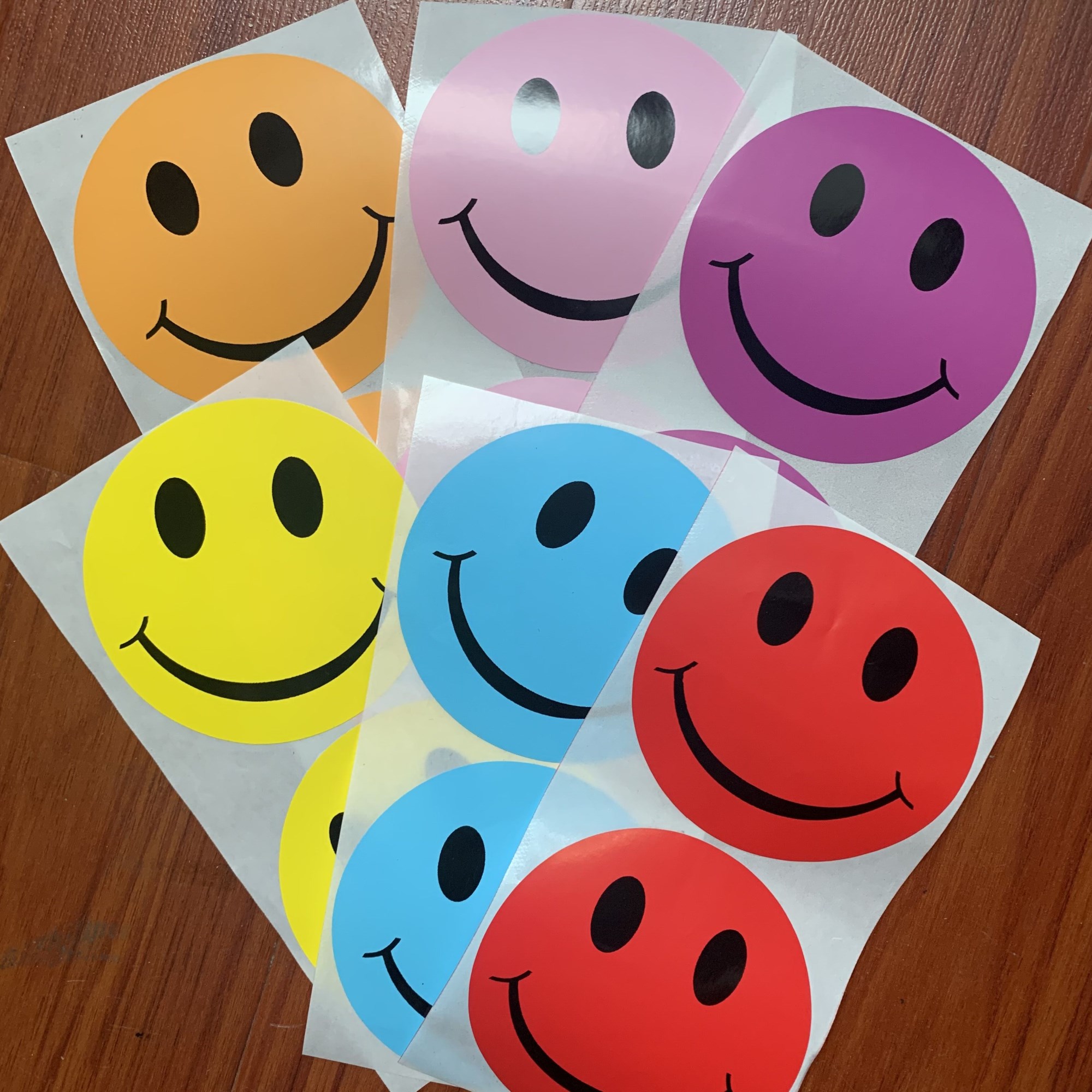 有前途(youqiantu) 10cm大号笑脸卡通脸奖励不干胶贴纸标签活动胸口标