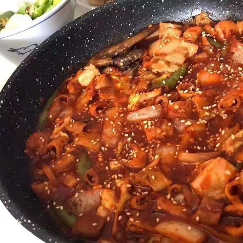 延边特色啤酒菜火辣肥肠四合一火锅牛板筋网红零食火辣辣肥肠筋皮