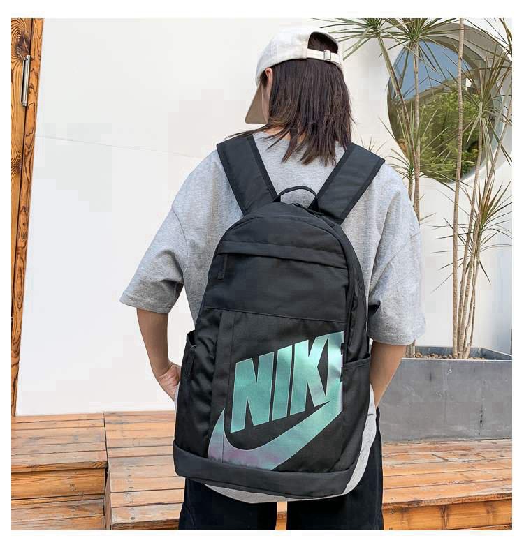 耐克(nike)王一博同款书包男女双肩包初中高中学生电脑背包情侣包 (ba