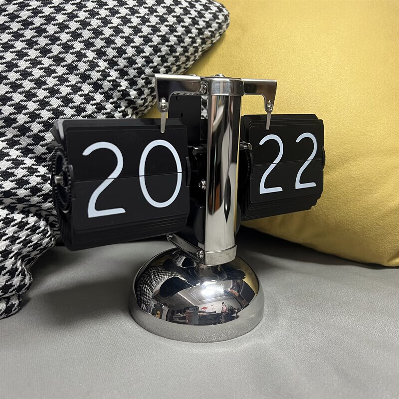 书桌上钟表创意自动翻页钟表复古客厅摆件座钟现代机械时钟摆钟家装台