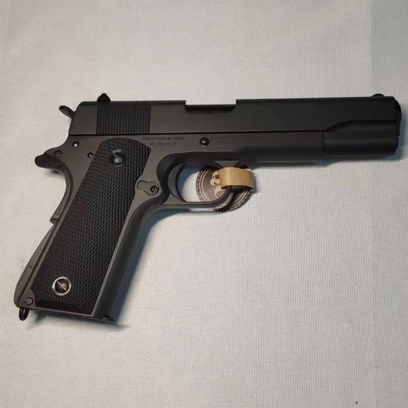 精品战鹰m1911原厂zy1安全激光软弹枪互动玩具枪冷媒动力空挂回膛大