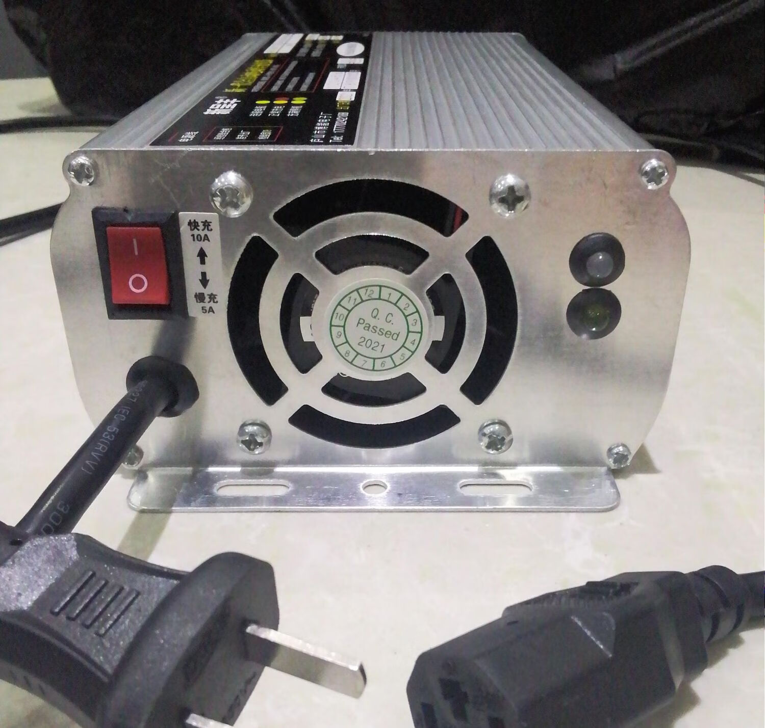 适用于电动车快速充电器60v20ah60v72v铅酸免维护干电池电瓶车智能快