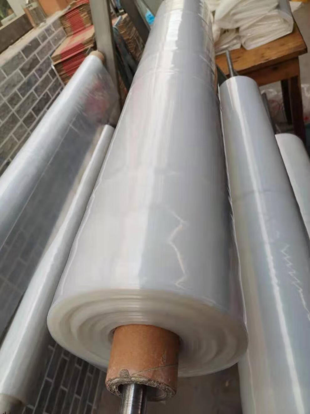 圆筒形塑料膜加厚白色透明防水膜防雨布装修防尘塑料布包装专用膜透明
