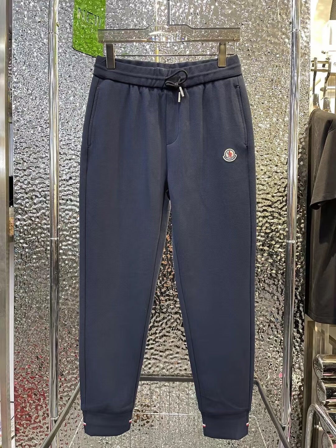 蒙口(moncler2022早秋款男士黑色小脚休闲裤潮牌修身束脚运动裤百搭网