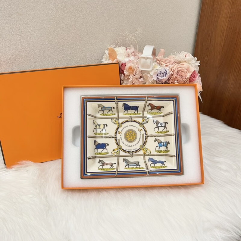 【二手99新】未使用 爱马仕(hermes) 骏马 烟灰缸 摆件置物盘 尺寸21x