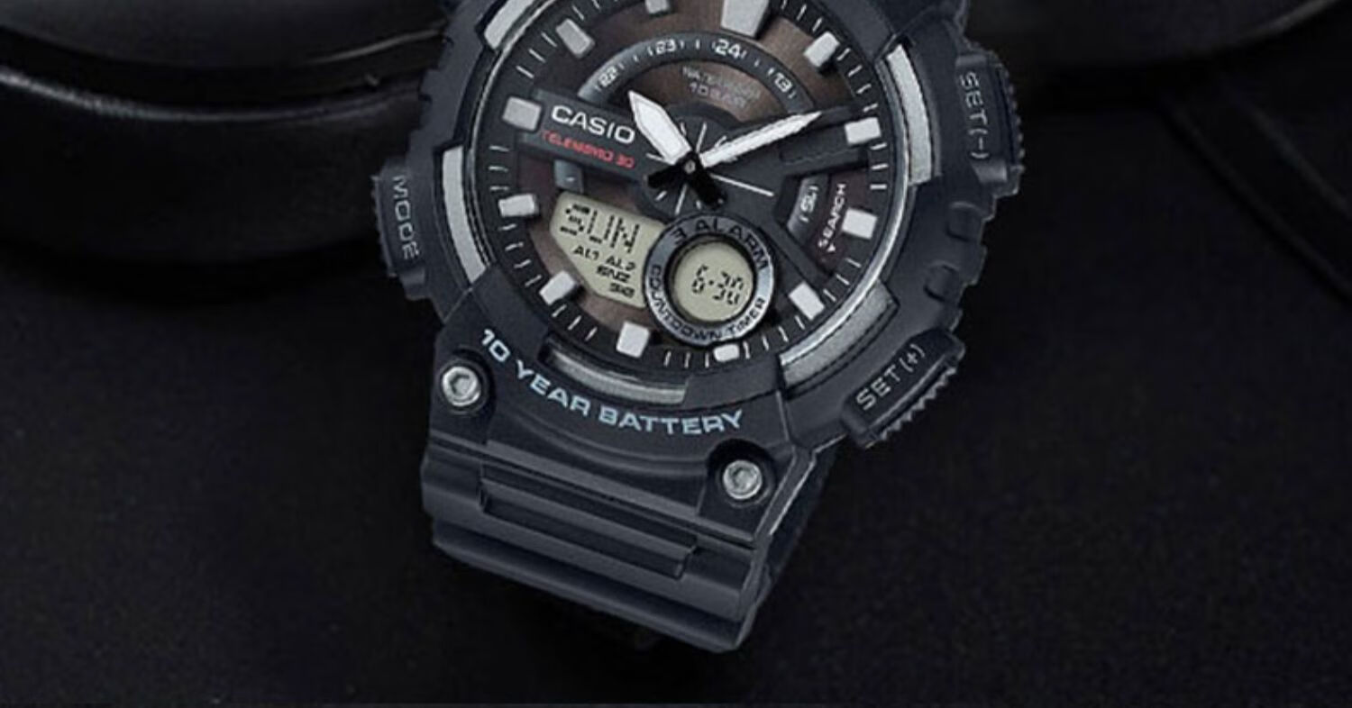 卡西欧(casio)手表男学生aeq110防水运动黑金黑武士男士电子手表 aq-s