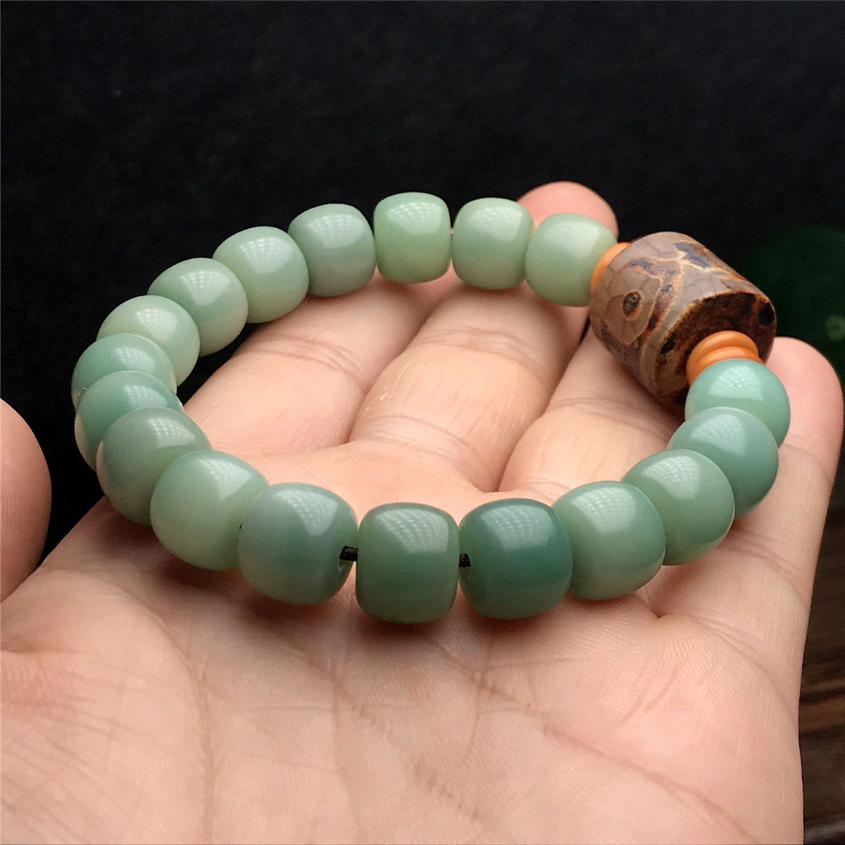 天然绿菩提根手串阴皮绿桶珠复古名族风化白玉佛珠手链百搭饰品渐变