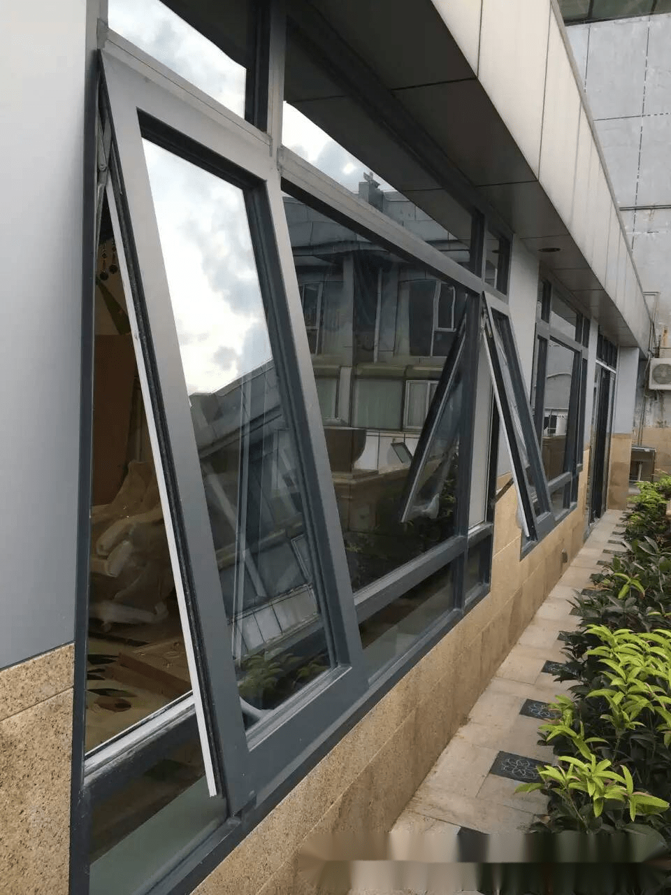 窗户断桥铝合金门窗中空隔音钢化玻璃平开推拉窗别墅封阳台窗 ()108