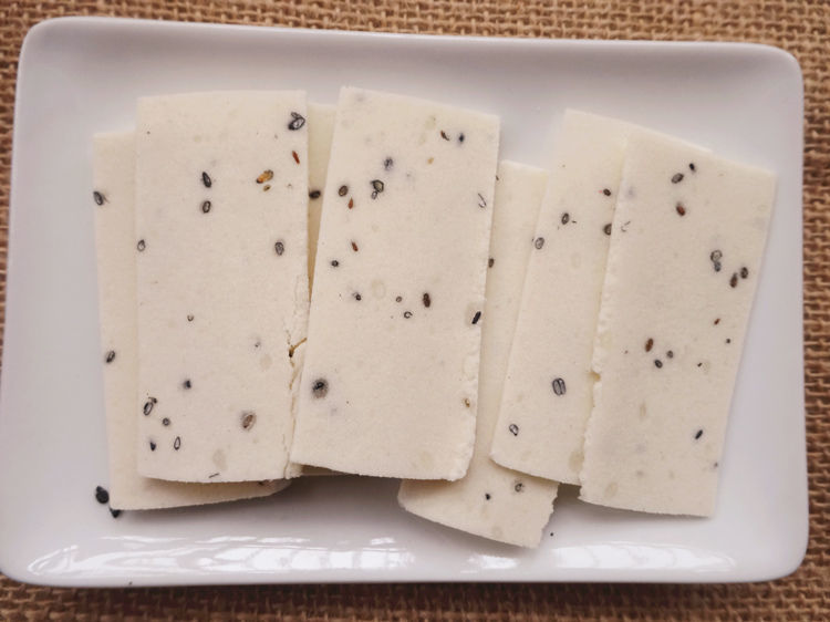 安徽安庆特产怀宁贡糕云片糕方片糕芝麻糕点盒装送礼佳品 盒装200g 1