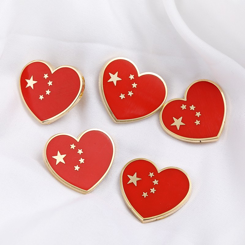 宝札五星红旗国旗胸章胸针爱心领针中国别国臂章磁铁扣国庆节徽章生日