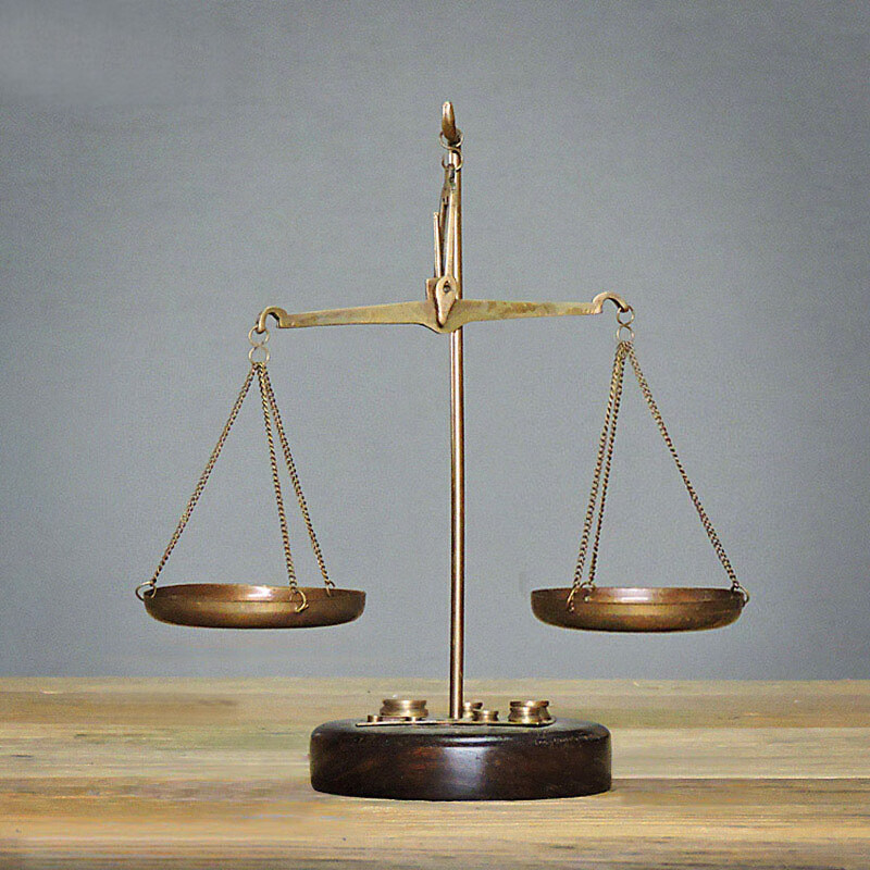 新款天平摆件 印度复古黄铜天平秤时尚家居经典休闲手工艺术品软装