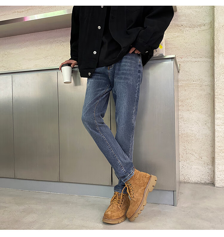 专帅男装大黄靴搭配裤子ins高街潮复古马丁靴烟管牛仔裤男直筒修身