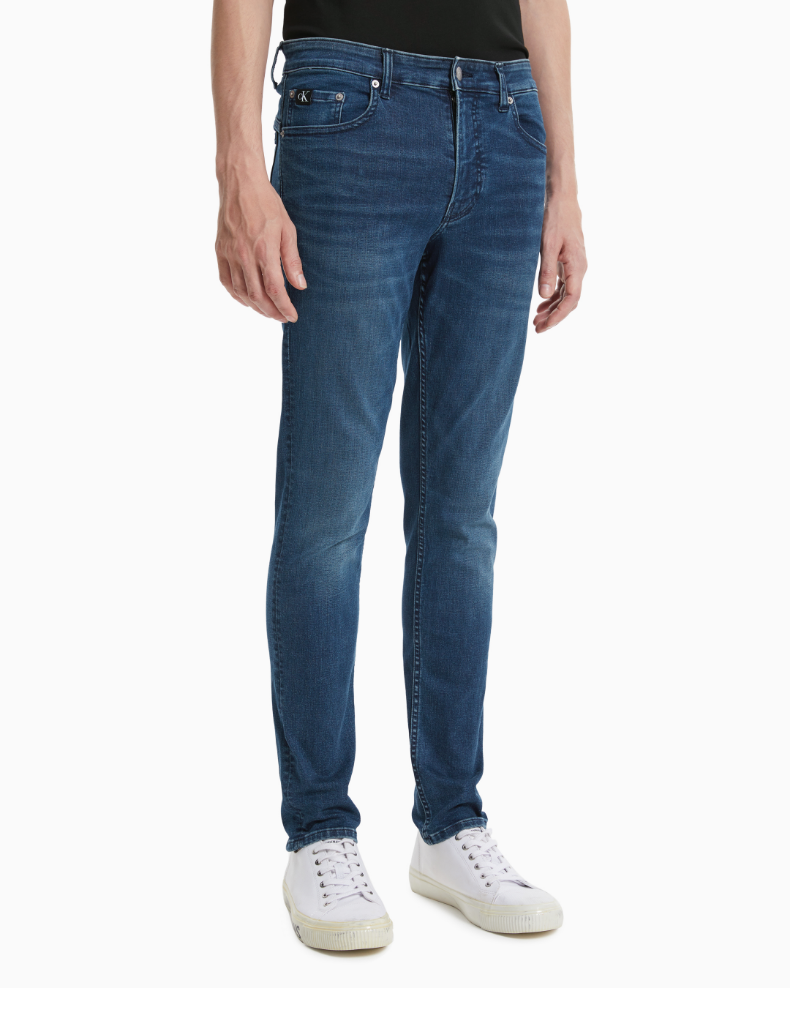 ck jeans 2021秋冬新款男装舒适弹力后腰边logo刺绣牛仔裤j319328 1bj