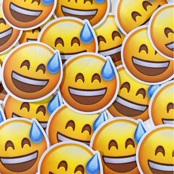 流汗黄豆贴纸大号emoji无语贴纸防水不干胶滴汗表情包贴脑门搞笑 3*4