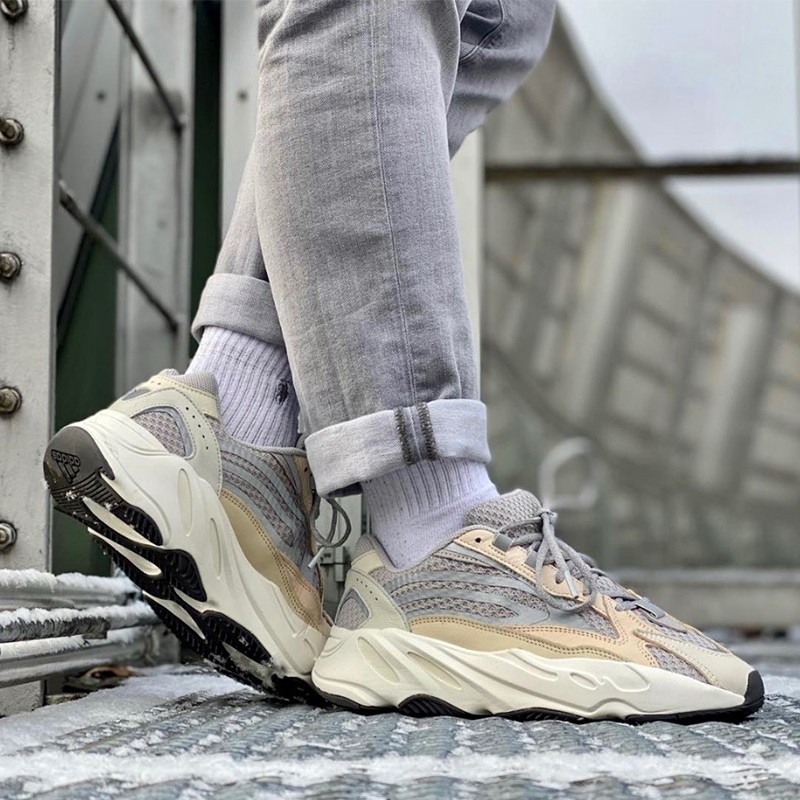 潮adidas阿迪达斯椰子鞋三叶草男鞋女鞋yeezy700椰子700复古老爹鞋