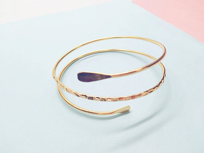 臂环欧美金属冷淡风臂镯女线形圈圈环绕性感臂环舞台表演个性大臂钏