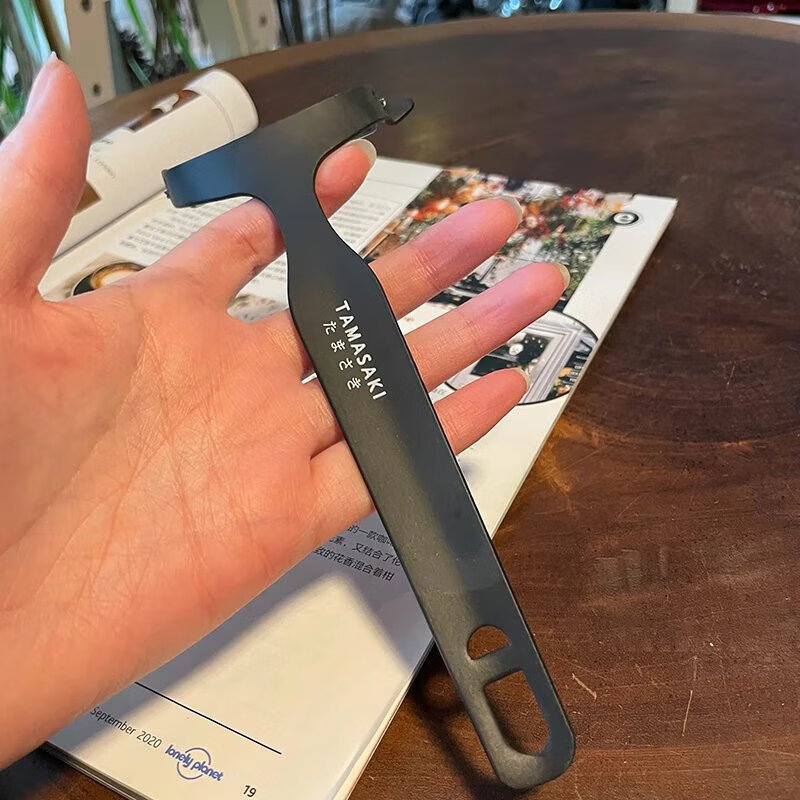 日本厨房多功能刮皮刀 削皮器 y型黑钢削皮刀usn9095 tamasaki水果