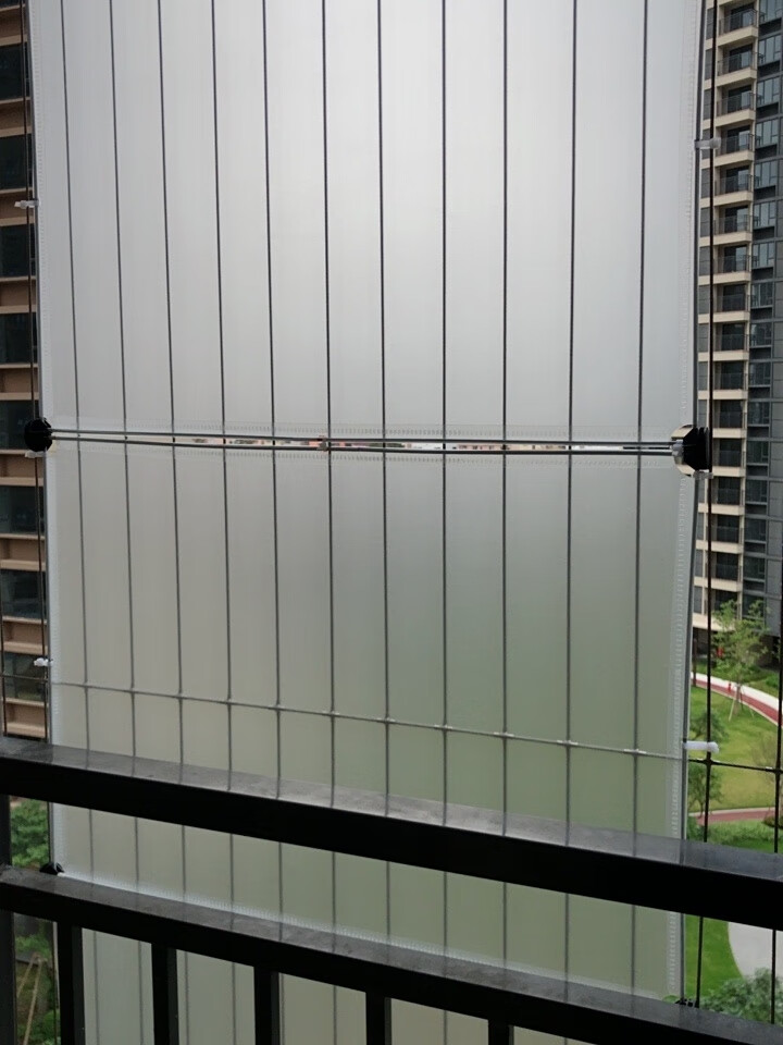 阳台围栏遮挡板隐私挡板遮雨防雨防风防晒护栏围板遮雨板封闭窗户c10