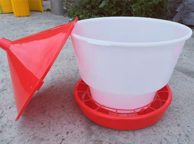 加厚加盖家禽饲料桶雨型鸡饲料桶自动料槽鸭料桶鸡鸭鹅喂食器 满2件起